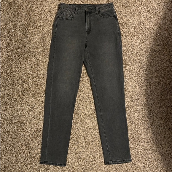 American Eagle Outfitters Denim - American Eagle Mom Jean- size 8 x-long